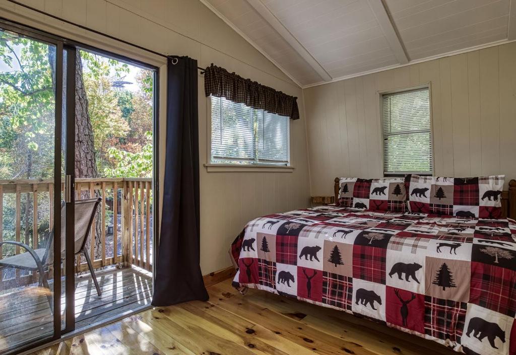 Four Bears Den, Hot Tub, 1089 Of Free Attraction Tickets For Each Paid Day, Dollywood And More Gatlinburg Bagian luar foto