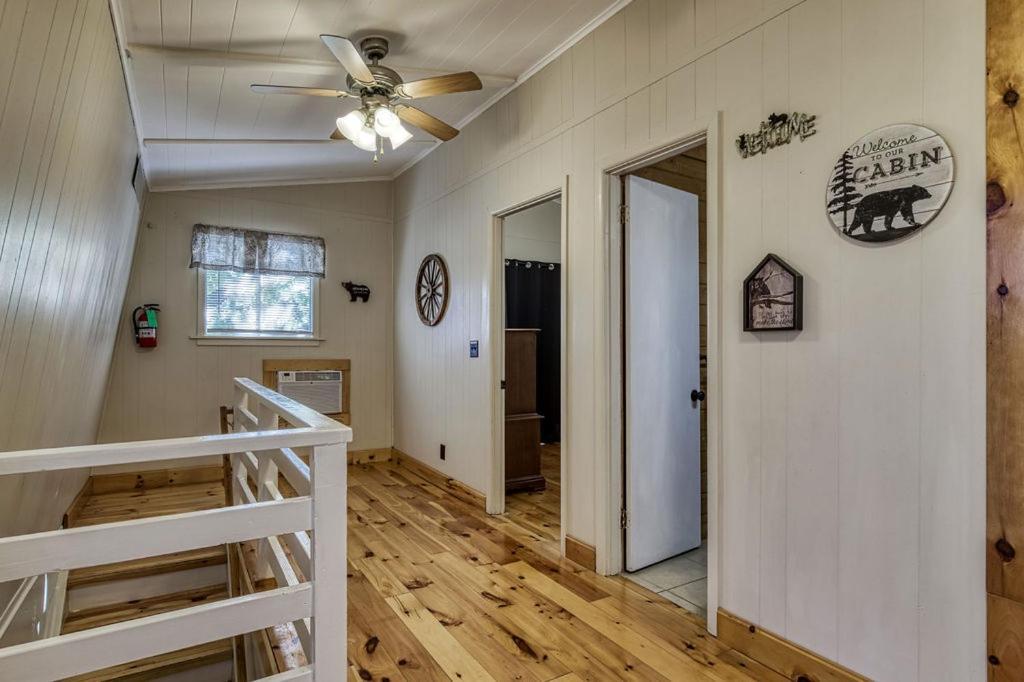 Four Bears Den, Hot Tub, 1089 Of Free Attraction Tickets For Each Paid Day, Dollywood And More Gatlinburg Bagian luar foto