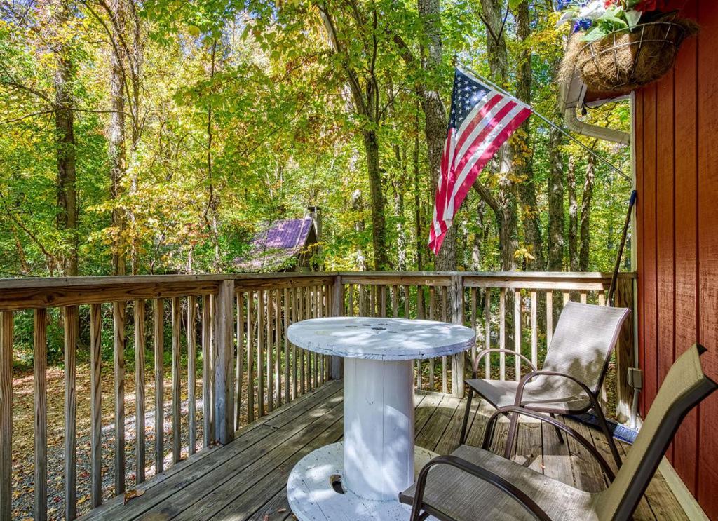Four Bears Den, Hot Tub, 1089 Of Free Attraction Tickets For Each Paid Day, Dollywood And More Gatlinburg Bagian luar foto